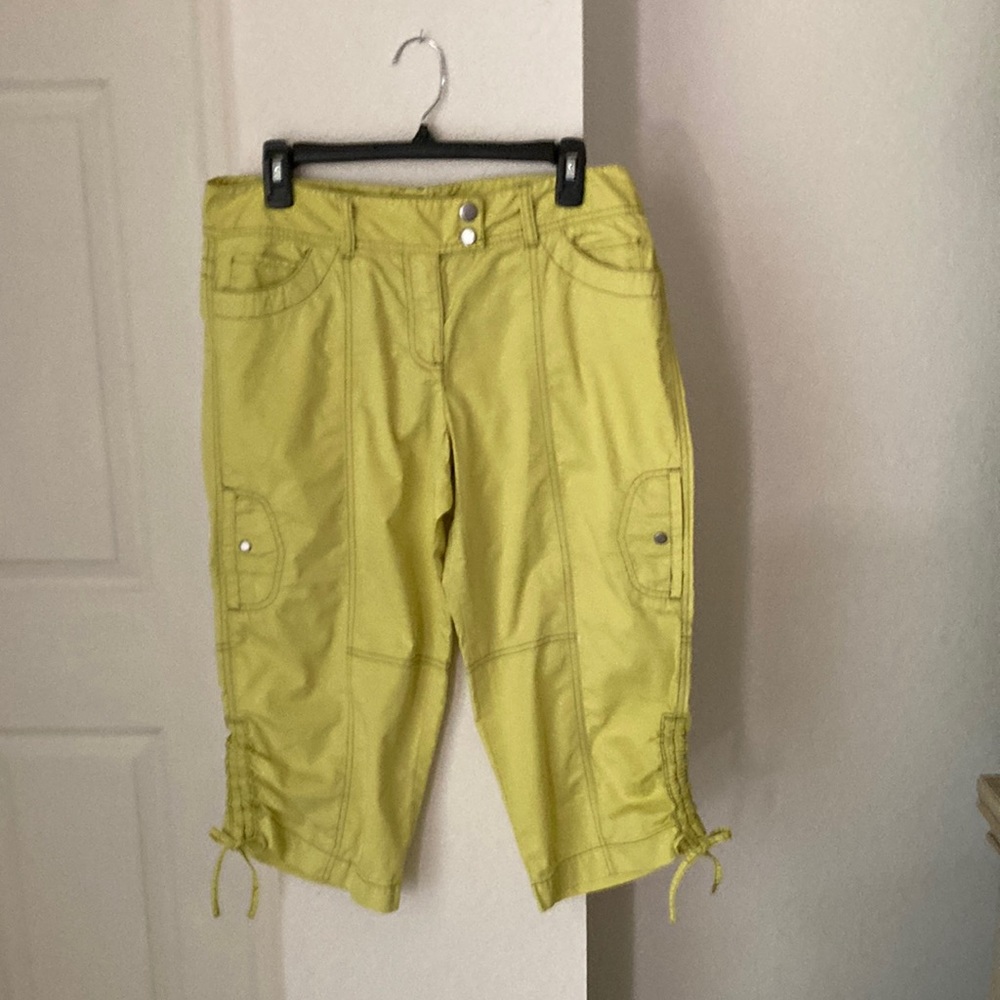 Ann Taylor Loft lime green cargo cropped pants.